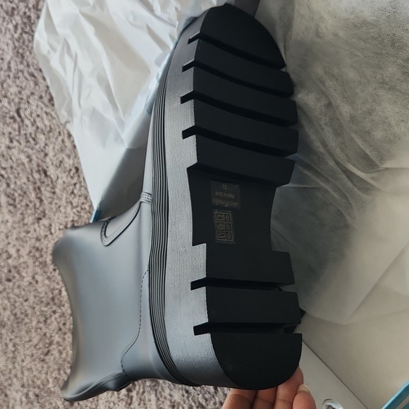 Jeffrey Cambell Rain Chunky Boots - Picture 5 of 6